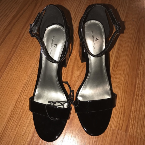 ❌ SOLD ❌ Black Two Strap Block Heel Sandals - Picture 2 of 3